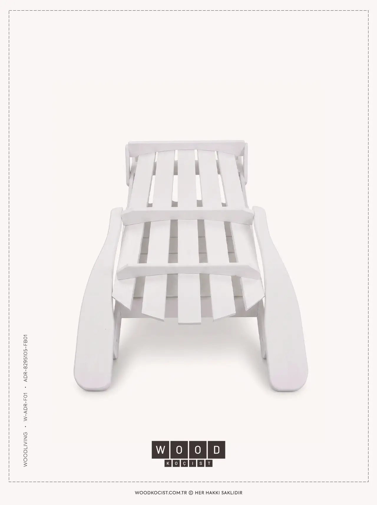 WOODLiving W-ADR-FB01 beyaz ahşap sandalyenin katlanmış kompakt formunun saf beyaz zeminde yan profil görünümü. Katlanır mekanizma ve beyaz yüzey aydınlığı sergilenmektedir.